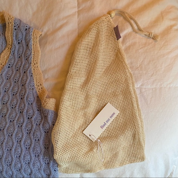Find me now the Label baby blue and light taupe crocheted vest. - Picture 4 of 5